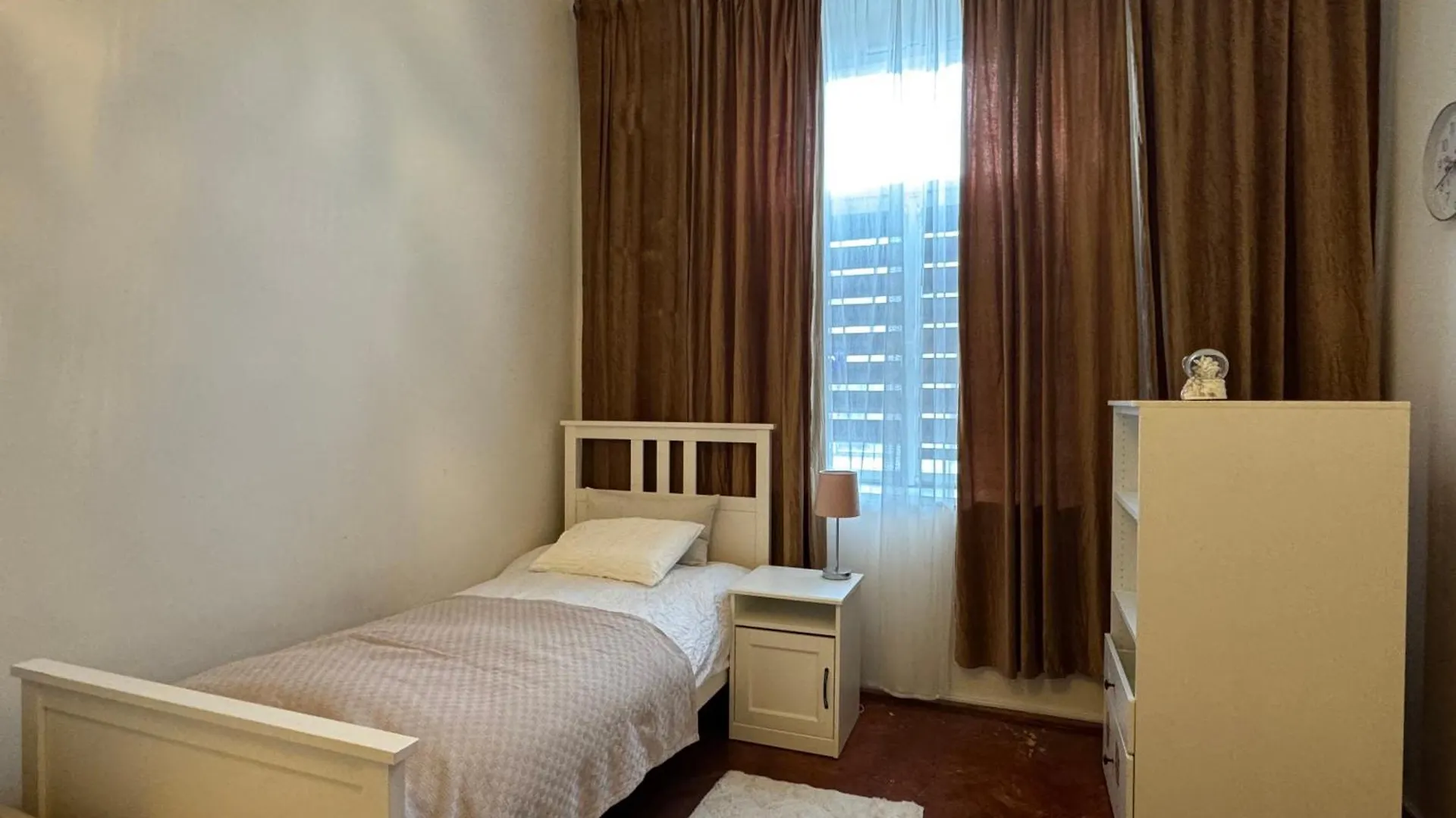 2Bdr Pretty Apartment In The Local Area Of Praha