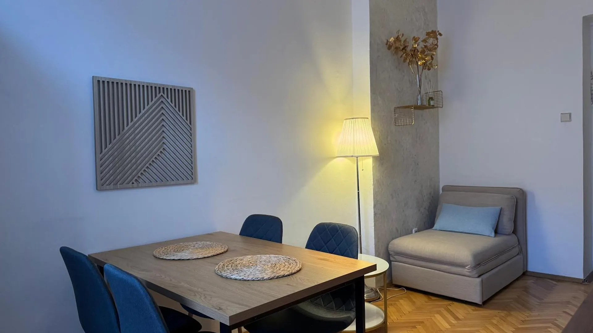 2Bdr Pretty Apartment In The Local Area Of Praha Česká republika